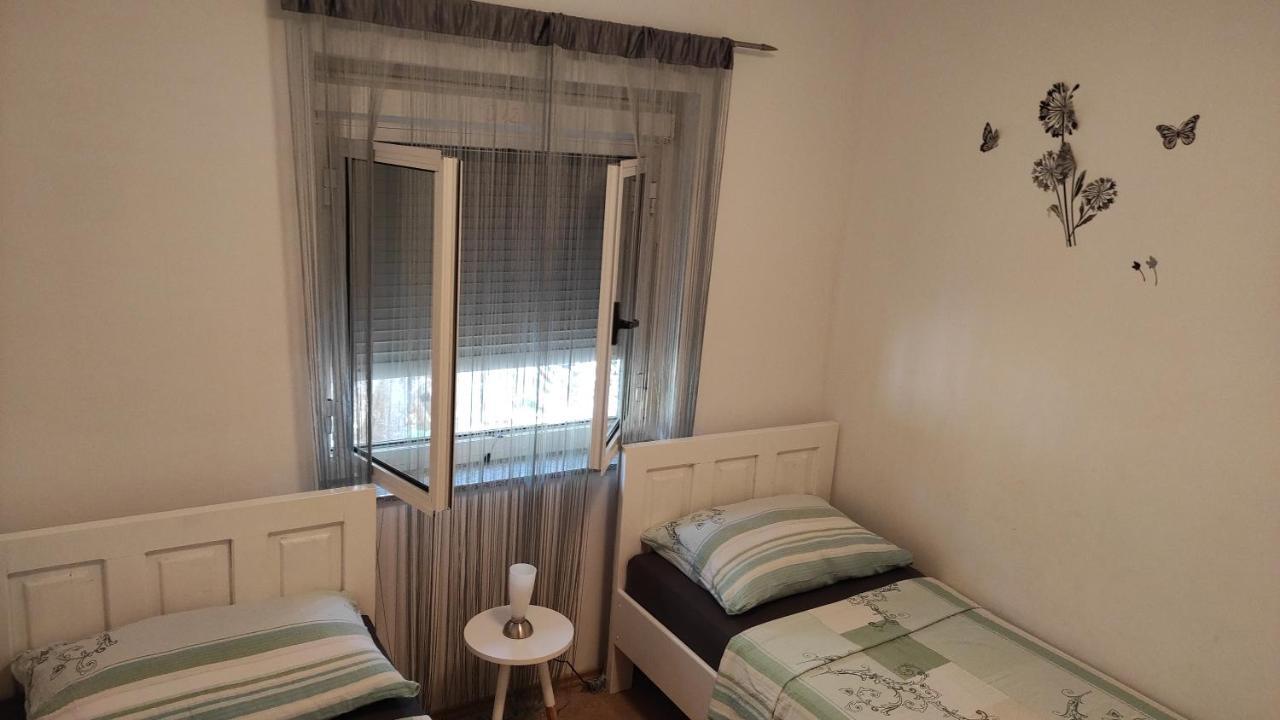 Apartmani Maslina Žuljana Exteriör bild